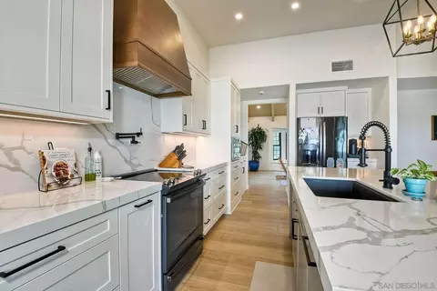 7249 Carpa Ct, Carlsbad, CA 92009 photo 11