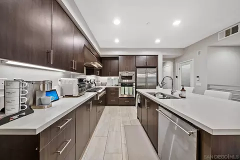 Kitchen - 612 Rockefeller, Irvine, CA 92612 photo 4 of 6