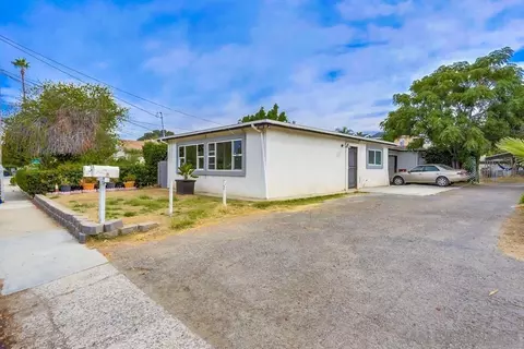 153-155 Johnston Ln, San Marcos, CA 92069
