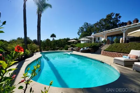 Exterior - 174 Via De Casa, Fallbrook, CA 92028 photo 13 of 15