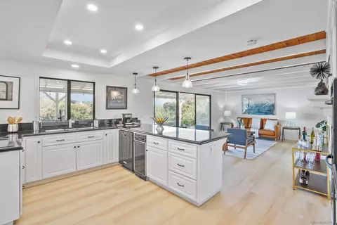 Kitchen - 174 Via De Casa, Fallbrook, CA 92028 photo 3 of 8