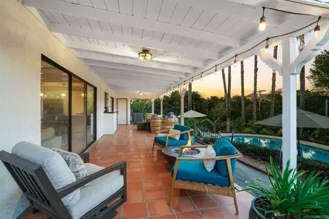 Exterior - 174 Via De Casa, Fallbrook, CA 92028 photo 6 of 15