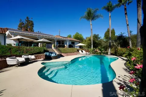 Exterior - 174 Via De Casa, Fallbrook, CA 92028 photo 11 of 15