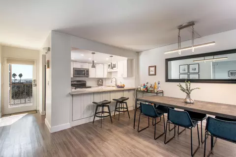 4944 Cass St #504, San Diego, CA 92109