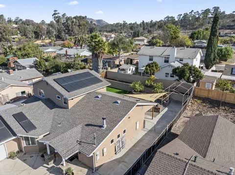 14211 Frame Rd, Poway, CA 92064 photo 2