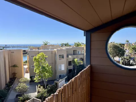 801 Kalpati Cir #F, Carlsbad, CA 92008