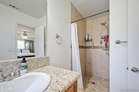 725 W College St, Fallbrook, CA 92028 photo 25