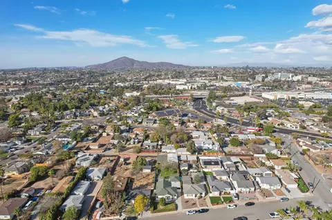 View/Area - 8646 Washington Ave, La Mesa, CA 91942 photo 4 of 6