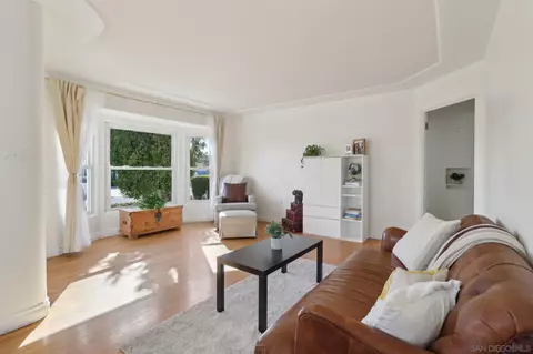 Living - 8646 Washington Ave, La Mesa, CA 91942 photo 1 of 4