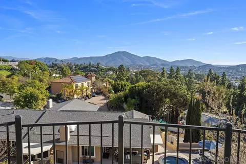 4720 Divine Way, La Mesa, CA 91941 photo 12