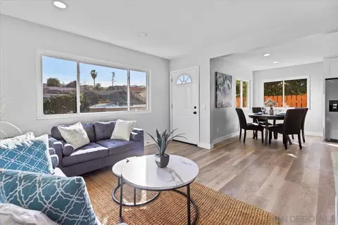 3976 T St, San Diego, CA 92113