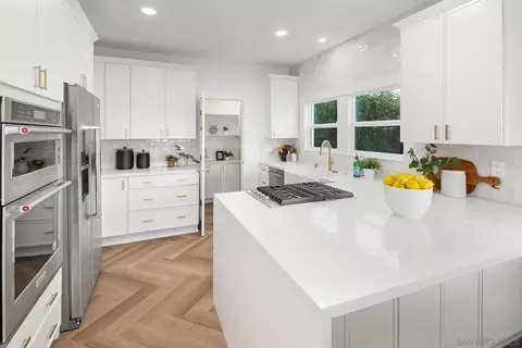 3866 Pringle St, San Diego, CA 92103