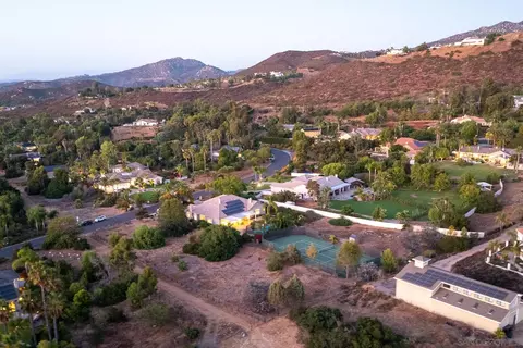 View/Area - 15416 Harrow Ln, Poway, CA 92064 photo 1 of 5