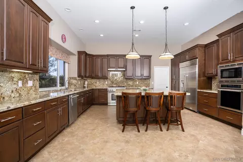 Kitchen - 15416 Harrow Ln, Poway, CA 92064 photo 5 of 8