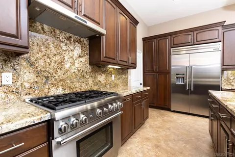 Kitchen - 15416 Harrow Ln, Poway, CA 92064 photo 7 of 8