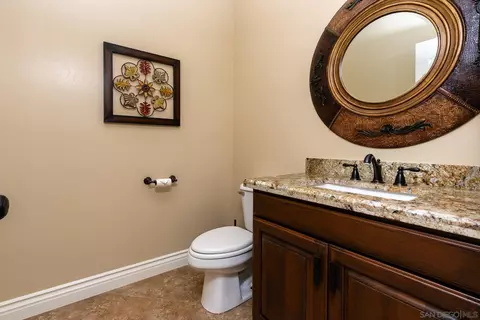 Bath - 15416 Harrow Ln, Poway, CA 92064 photo 9 of 9