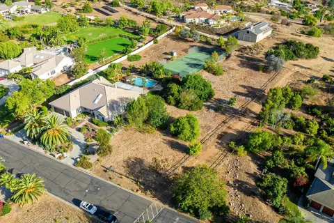 View/Area - 15416 Harrow Ln, Poway, CA 92064 photo 3 of 5