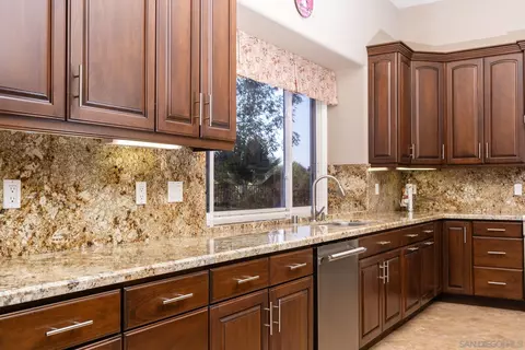 Kitchen - 15416 Harrow Ln, Poway, CA 92064 photo 3 of 8