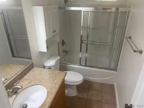 Bath - 2360 Paseo De Laura #3, Oceanside, CA 92056 photo 1 of 1