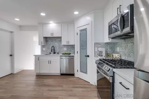 Kitchen - 156 Fourth Ave, Chula Vista, CA 91910 photo 4 of 4