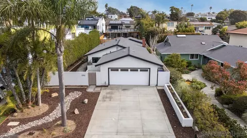 13783 Recuerdo Dr, Del Mar, CA 92014 photo 2