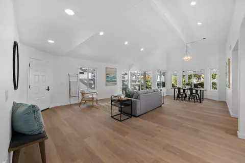 4975 Delos Way, Oceanside, CA 92056 photo 4