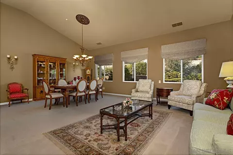 1081 Inverlochy Dr, Fallbrook, CA 92028 photo 5
