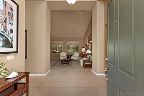 1081 Inverlochy Dr, Fallbrook, CA 92028 photo 4
