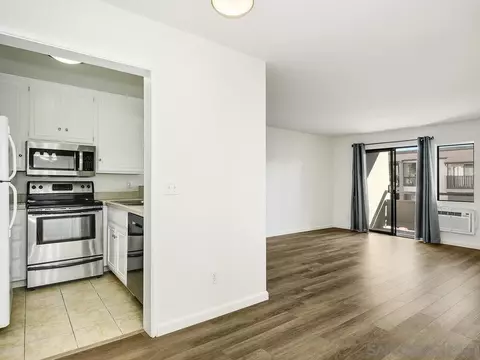 6930 Hyde Park Dr #116, San Diego, CA 92119