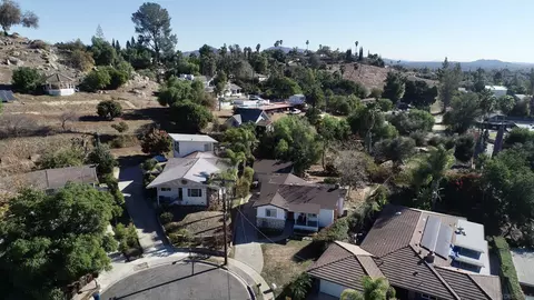 459 Chestnut Ln, Escondido, CA 92025 photo 22