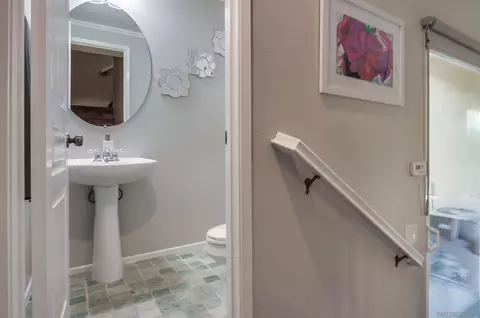 Entry Way - 457 Almond Rd, San Marcos, CA 92078 photo 2 of 4