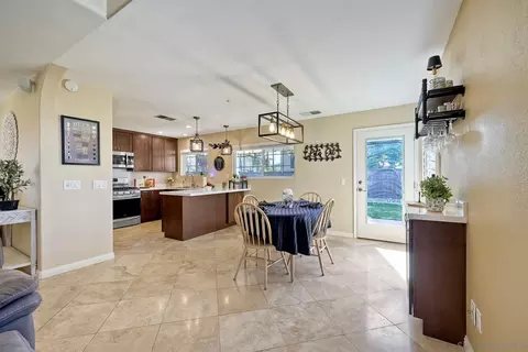 227 Clearcreek Pl, Santee, CA 92071 photo 7