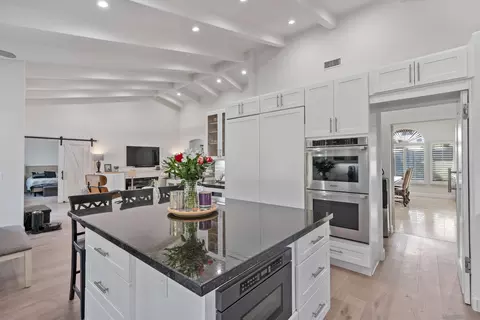 Kitchen - 15419 Vali Hai Rd, Poway, CA 92064 photo 5 of 5