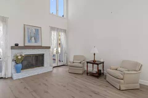 Living - 15419 Vali Hai Rd, Poway, CA 92064 photo 1 of 2