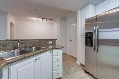 9263 Regents Rd #B206, La Jolla, CA 92037 photo 9