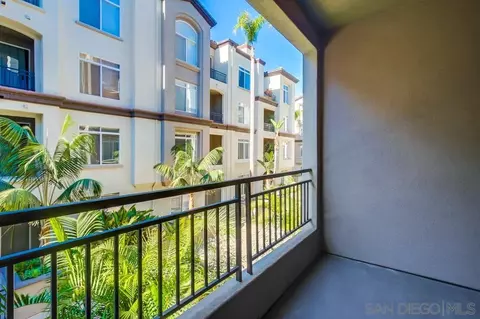 9263 Regents Rd #B206, La Jolla, CA 92037 photo 42