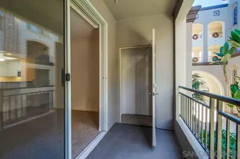 9263 Regents Rd #B206, La Jolla, CA 92037 photo 38