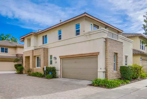17021 New Rochelle Way, San Diego, CA 92127