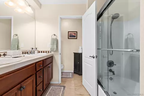 Bath - 25 Via Montisi, Santee, CA 92071 photo 2 of 3
