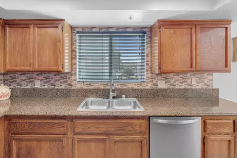 Kitchen - 5433 Camp St, Cypress, CA 90630 photo 3 of 4