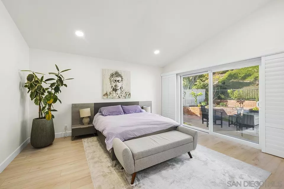 Bedroom - 4176 Caminito Terviso, San Diego, CA 92122 photo 1 of 4