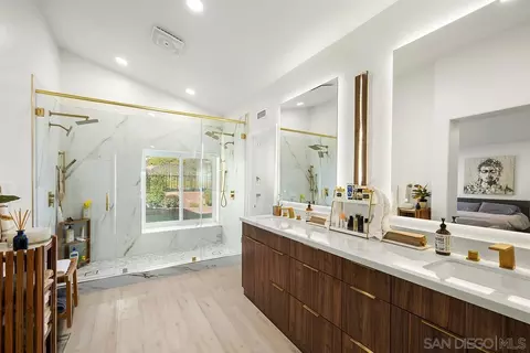 Bath - 4176 Caminito Terviso, San Diego, CA 92122 photo 1 of 6