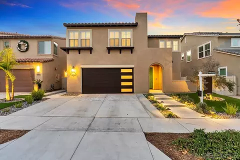 9014 Hightail Dr, Santee, CA 92071