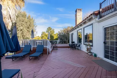 Exterior - 29680 Avenida Del Sol, Temecula, CA 92591 photo 4 of 17