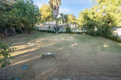 Exterior - 29680 Avenida Del Sol, Temecula, CA 92591 photo 11 of 17