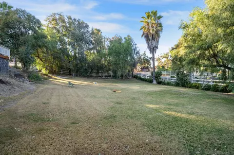 Exterior - 29680 Avenida Del Sol, Temecula, CA 92591 photo 13 of 17