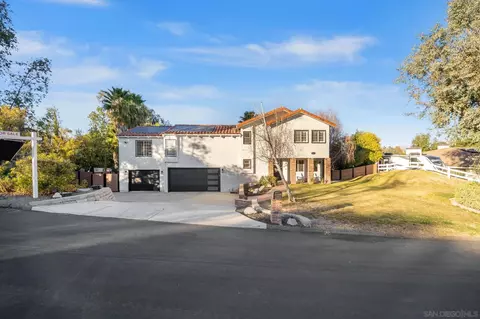 Exterior - 29680 Avenida Del Sol, Temecula, CA 92591 photo 14 of 17