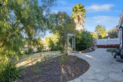 Exterior - 29680 Avenida Del Sol, Temecula, CA 92591 photo 12 of 17