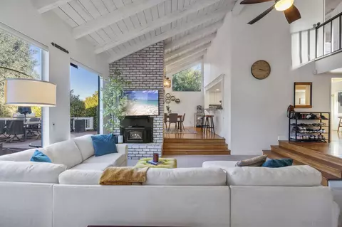 29680 Avenida Del Sol, Temecula, CA 92591