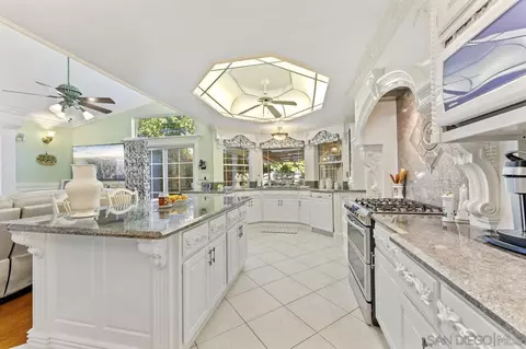 Kitchen - 1728 Rancho Judith, Alpine, CA 91901 photo 4 of 4